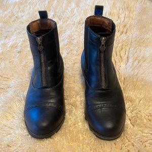 ARIAT Women’s English Paddock Boots- Size 8B